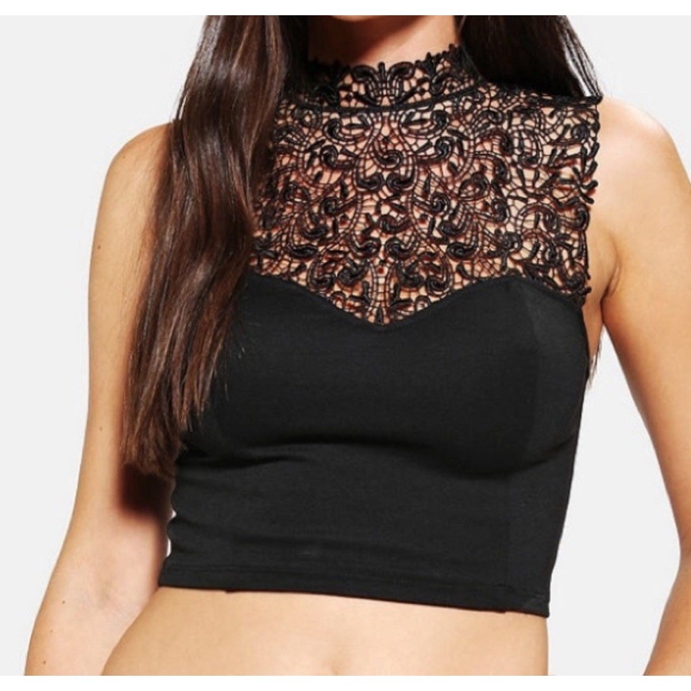 TELA urban outfitter Topโ S/Small Black Pullover Crop Lace Eyelet Sleeveless EUC